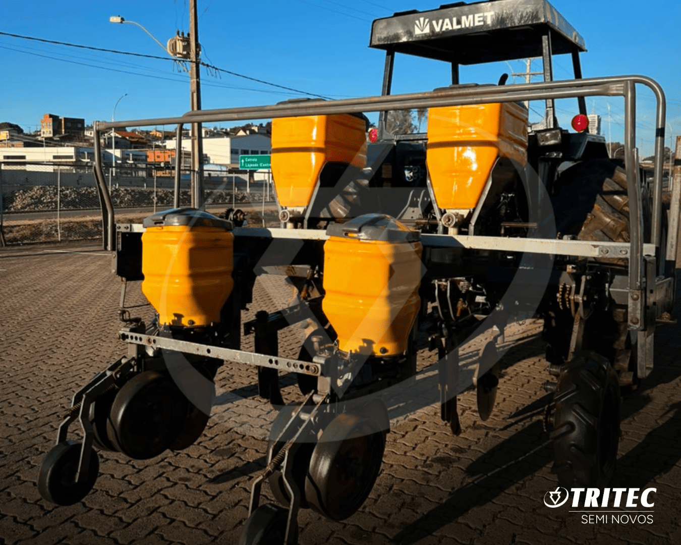 Imagem do produto: PLANTADEIRA VALTRA BP302